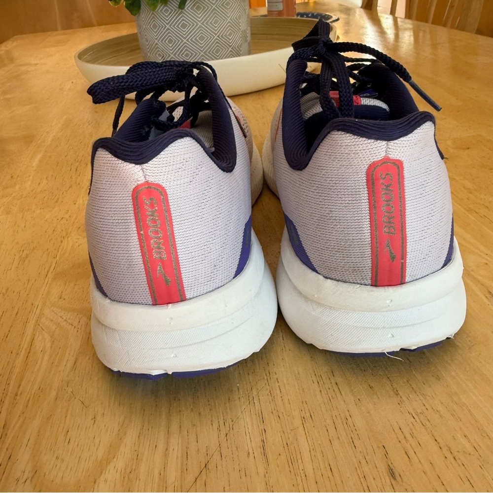 Brooks Women's Running Shoes in Light Purple and Coral - Picture 3 of 5